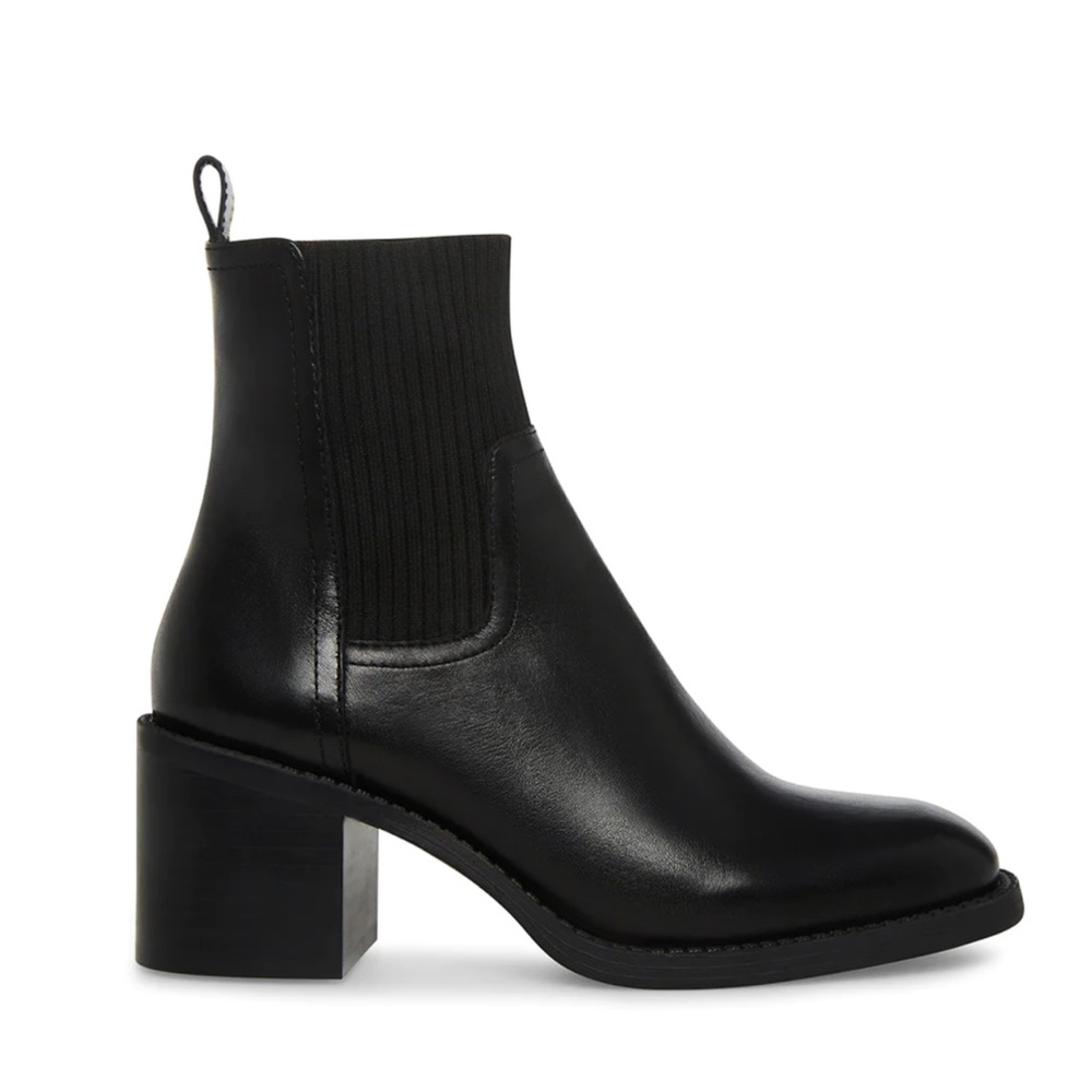 Steve Madden Admire Booties